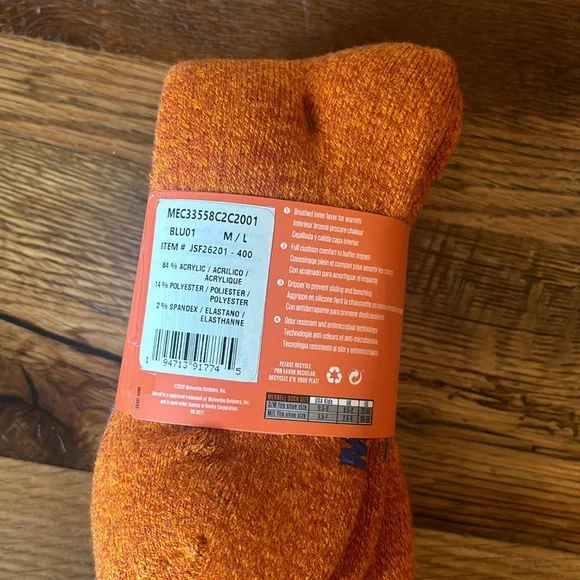 MERRELL 2 pair BIG KID CREW SOCKS - Picture 3 of 6